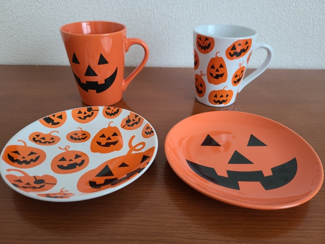 ハロウィン　食器